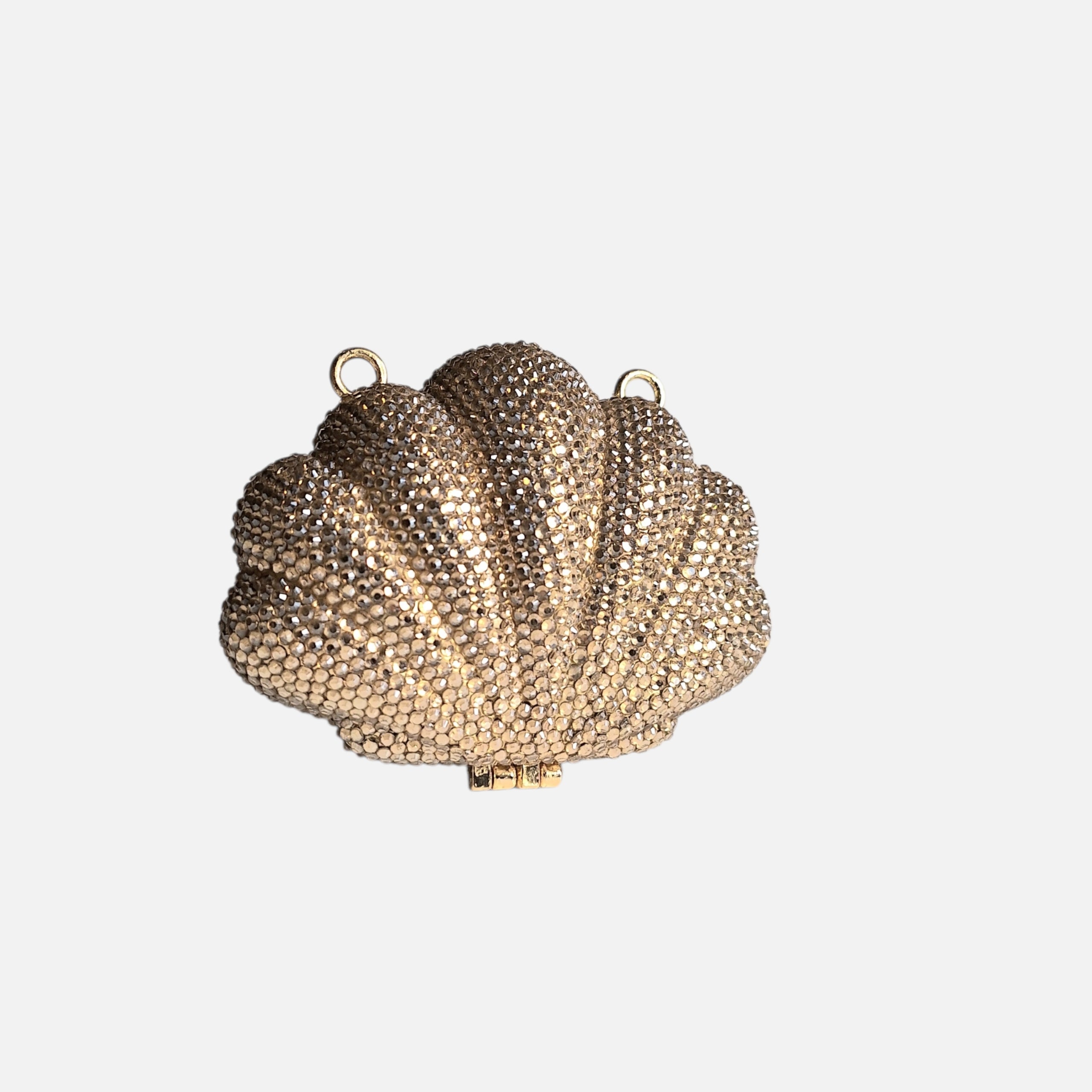 The Metallic Shell Clutch